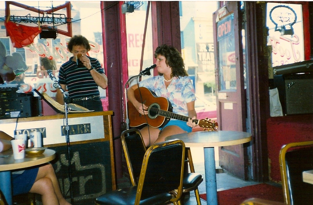 1st day at Tootsies 1987.jpg